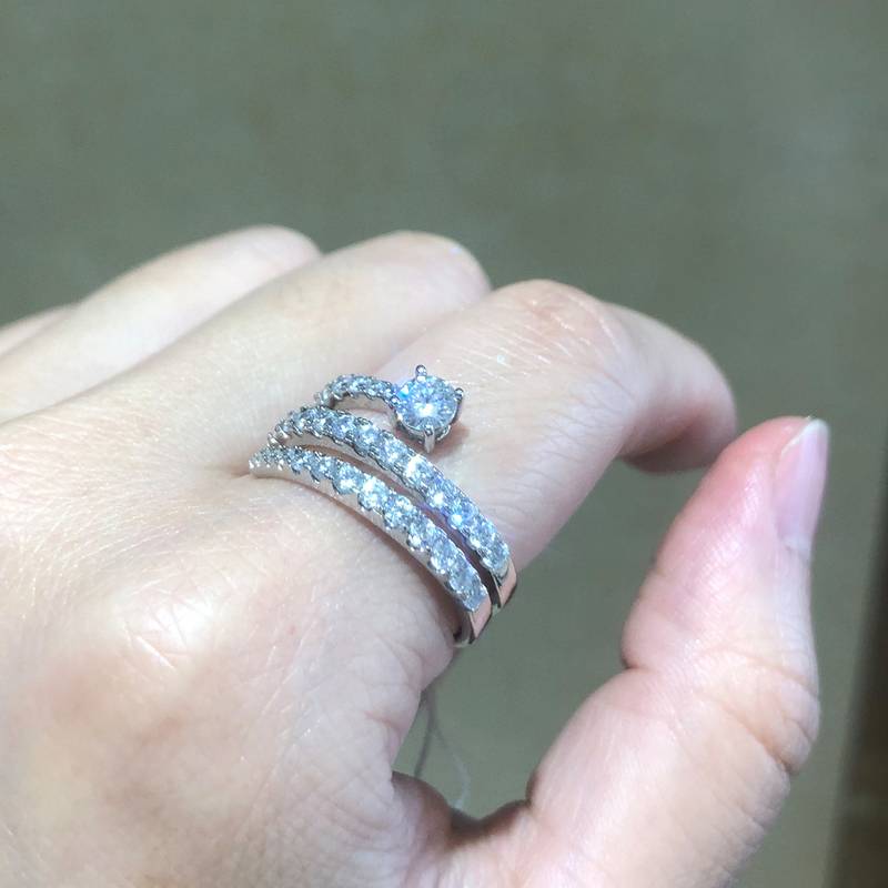 蛇戒四爪圆钻Women's RingS925银镀白金定制选款主石Moissanite0.4ct/副石高碳钻